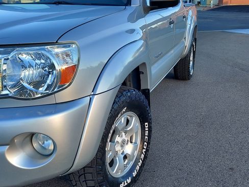Used 2008 Toyota Tacoma Pickup 4D 5 ft image 2