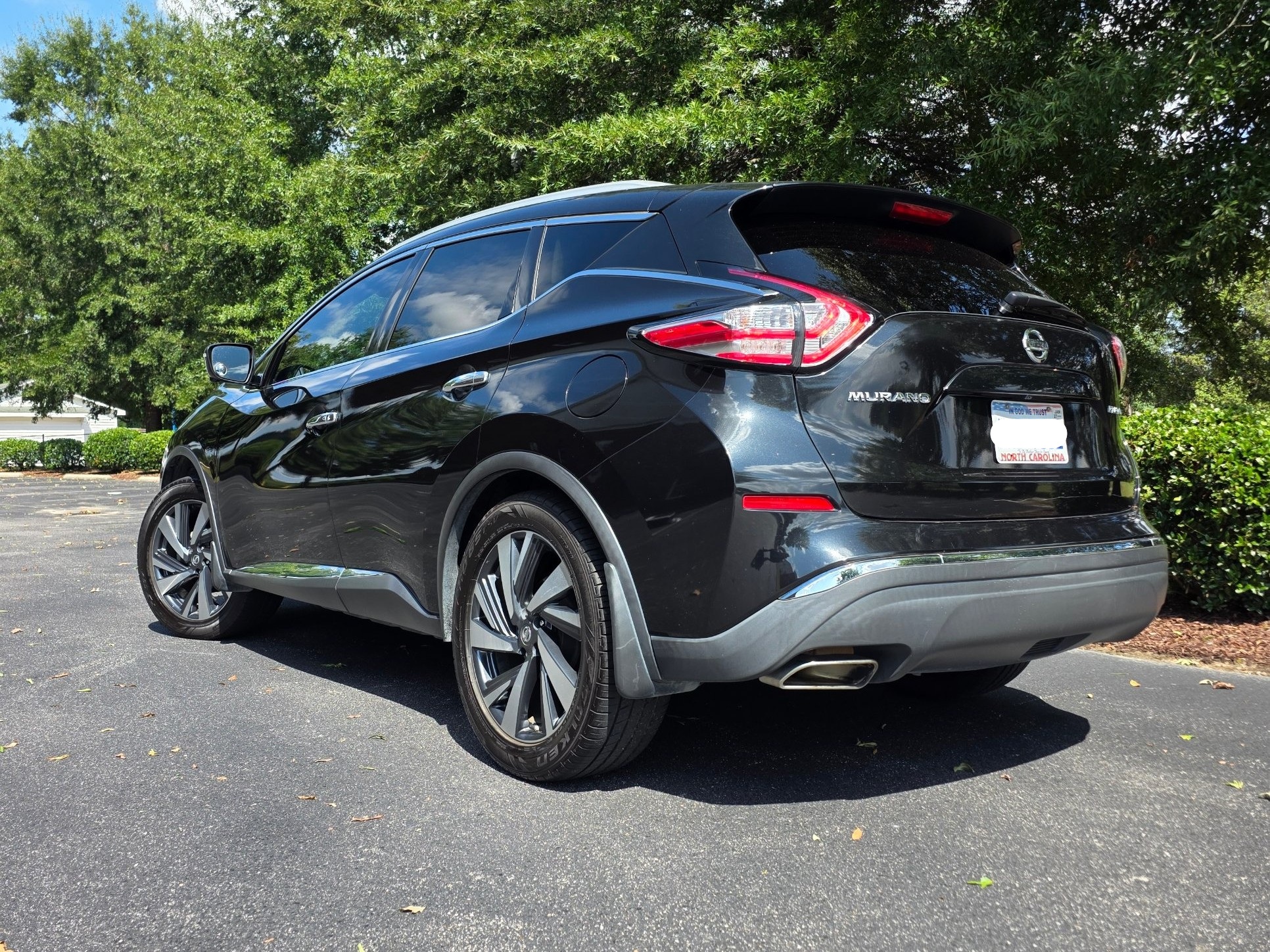 Used 2016 Nissan Murano Platinum w/ Platinum Technology Package FWD image 2
