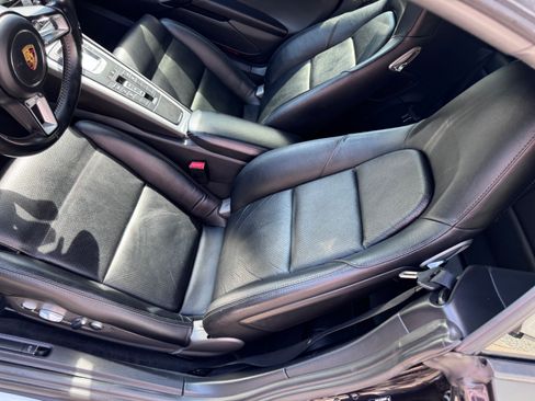 Used 2017 Porsche 911 Carrera image 13