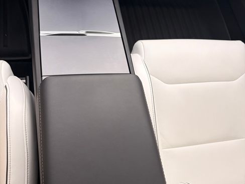 Used 2025 Tesla Model 3 Performance image 20