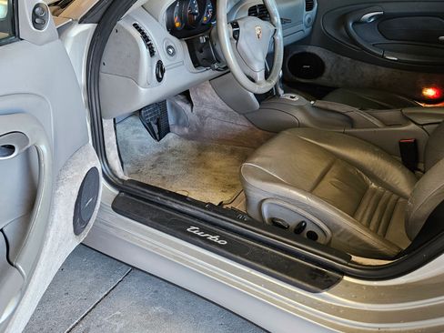 Used 2003 Porsche 911 Turbo image 12