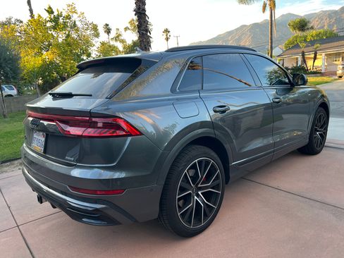 Used 2021 Audi Q8 Premium Plus w/ Premium Plus Package image 9