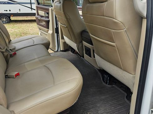 Used 2017 RAM 1500 Laramie w/ Convenience Group image 17