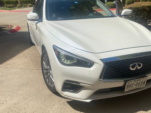 Used 2019 INFINITI Q50 Luxe w/ Essential Package (3.0T Luxe) RWD image 12