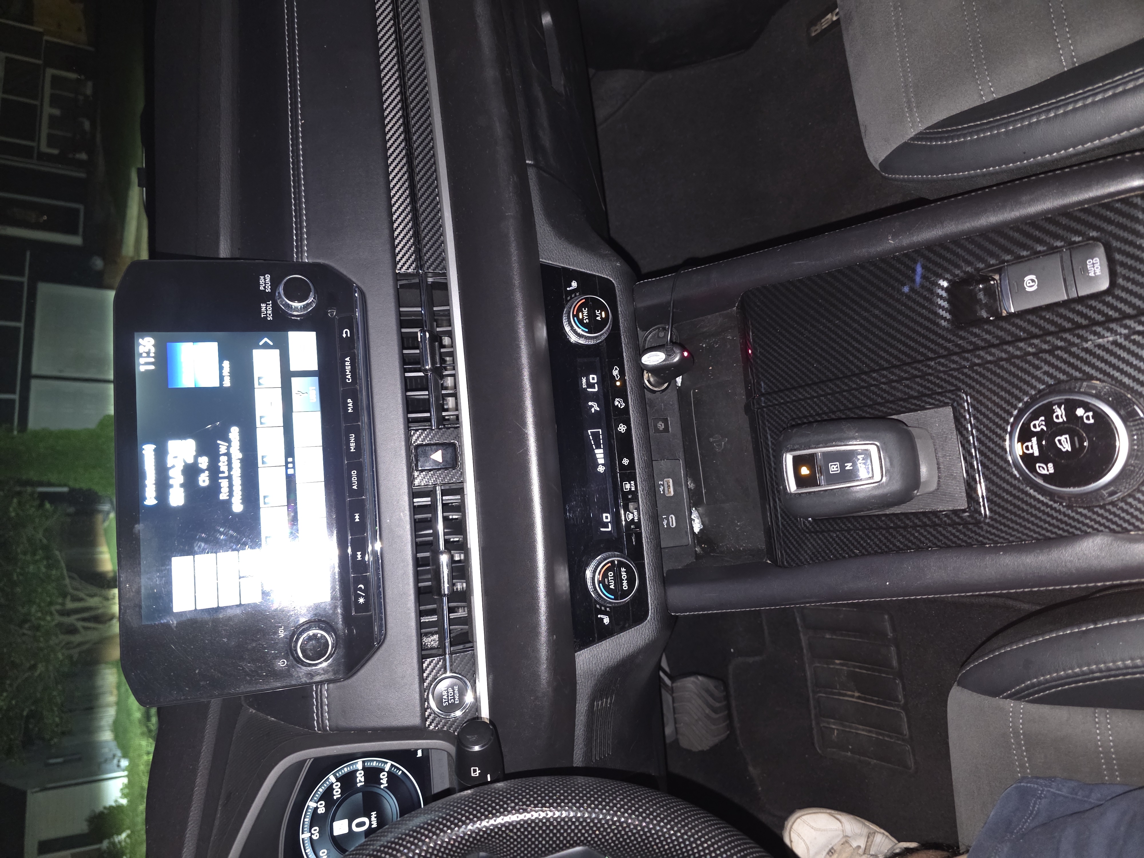 Used 2022 Mitsubishi Outlander SEL Black Edition FWD image 17