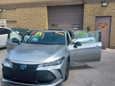 Used 2021 Toyota Avalon XSE w/ Carpet Mat Package (TMS) FWD image 9