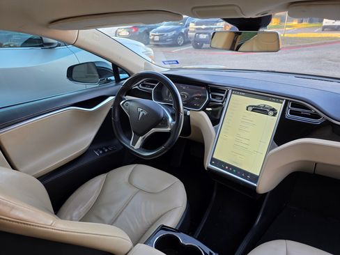 Used 2014 Tesla Model S 85 image 13