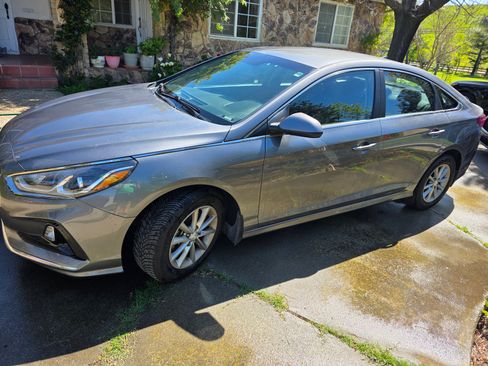 Used 2019 Hyundai Sonata SE image 12