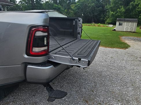 Used 2022 RAM 3500 Laramie image 8