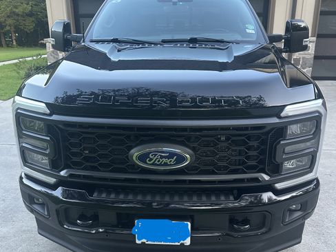 Used 2024 Ford F350 Lariat w/ Lariat Ultimate Package AWD/4WD image 2