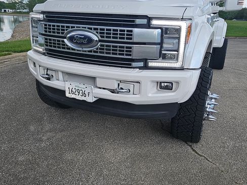 Used 2019 Ford F450 Platinum w/ Platinum Ultimate Package image 9
