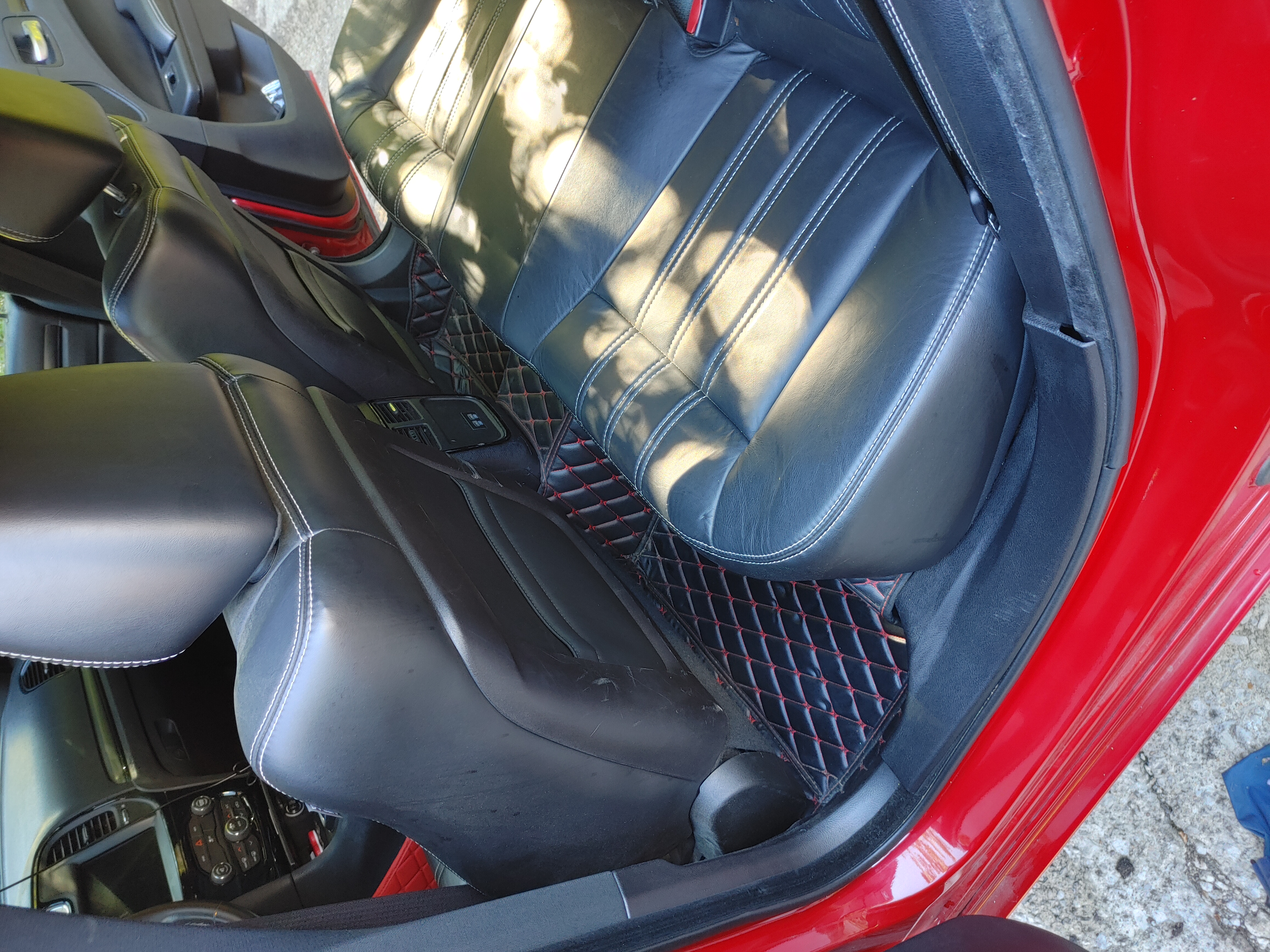 Used 2016 Chrysler 300 S RWD image 10