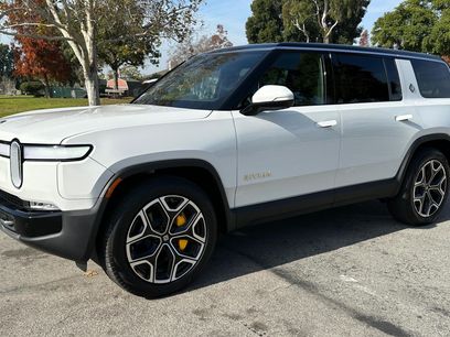 Used 2022 Rivian R1S Launch Edition