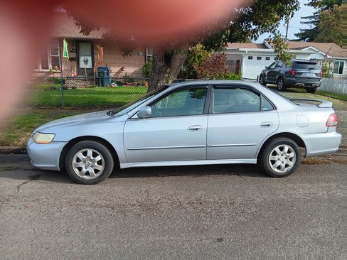 Used 2001 Honda Accord EX image 3