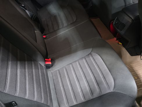 Used 2020 Ford Fusion SE image 14