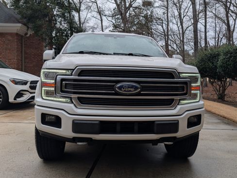 Used 2018 Ford F150 Limited image 5