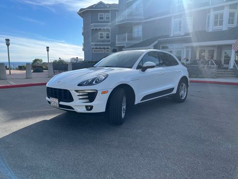 Used 2018 Porsche Macan Sport Edition image 5