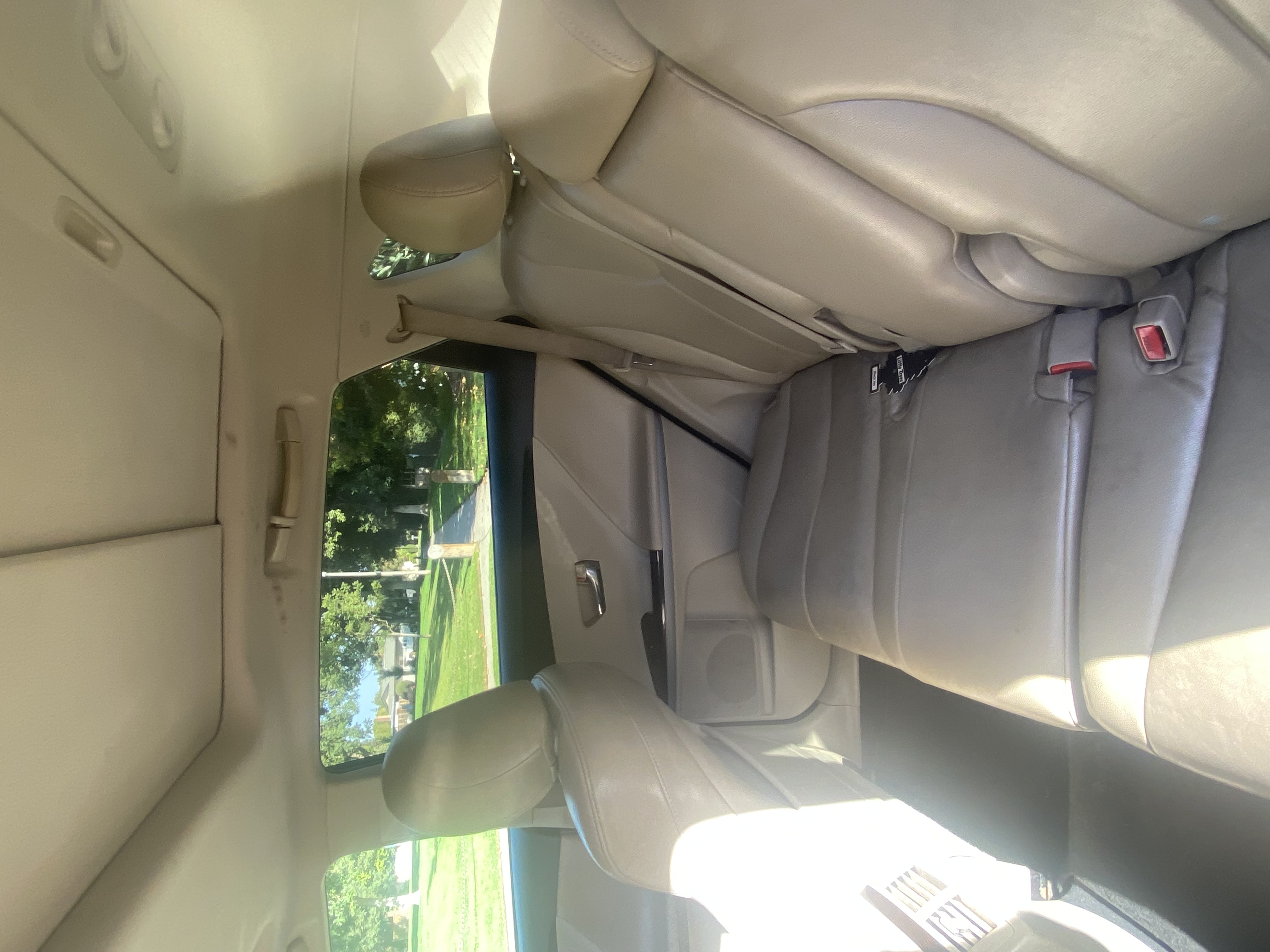 Used 2010 Toyota Venza FWD image 4