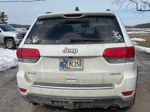 Used 2014 Jeep Grand Cherokee Limited w/ Trailer Tow Group IV image 4