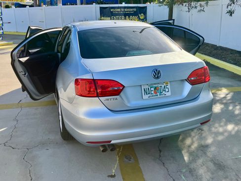 Used 2014 Volkswagen Jetta S image 4