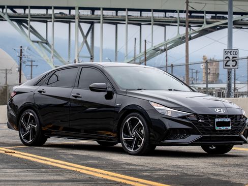 Used 2022 Hyundai Elantra N Line image 1