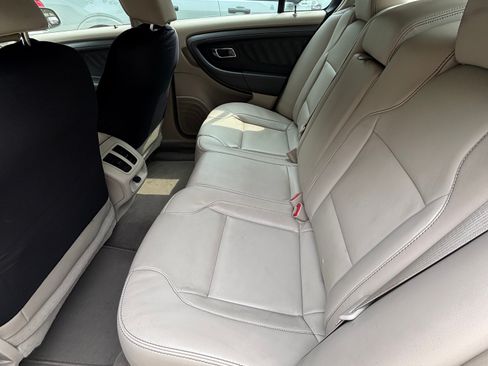 Used 2011 Ford Taurus SEL w/ 201A Rapid Spec Order Code FWD image 6
