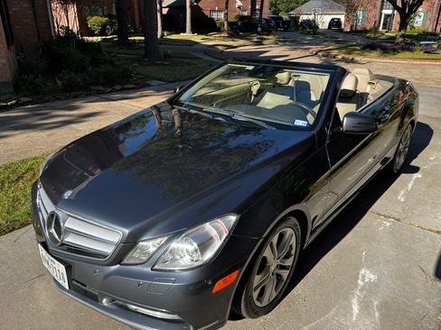 Used 2011 Mercedes-Benz E 350 Cabriolet image 11