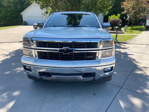 Used 2014 Chevrolet Silverado 1500 LTZ Z71 w/ LTZ Plus Package AWD/4WD image 2