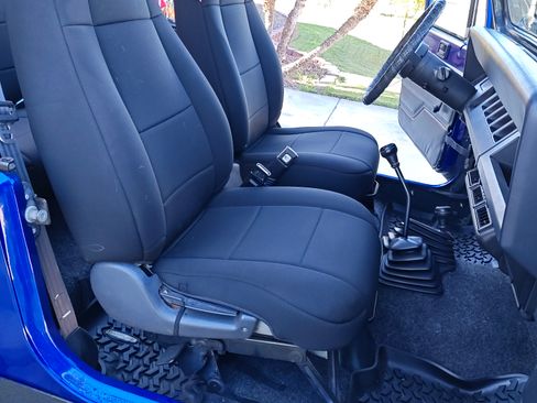 Used 1994 Jeep Wrangler Sport S image 20