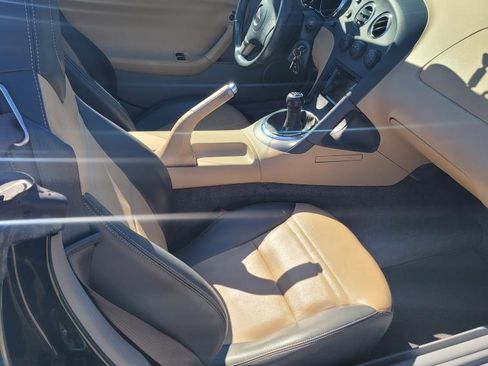 Used 2006 Pontiac Solstice Convertible w/ Premium Package image 4
