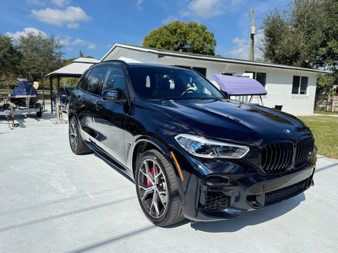 Used 2022 BMW X5 M50i w/ Executive Package image 1