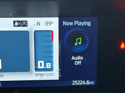 Used 2023 Ford Bronco Outer Banks image 17