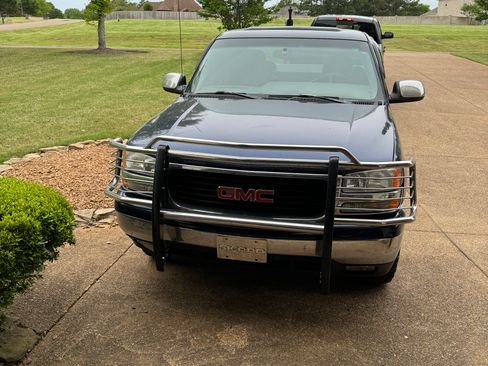 Used 1999 GMC Sierra 1500 4x4 Extended Cab w/ Marketing Option Pkg image 2