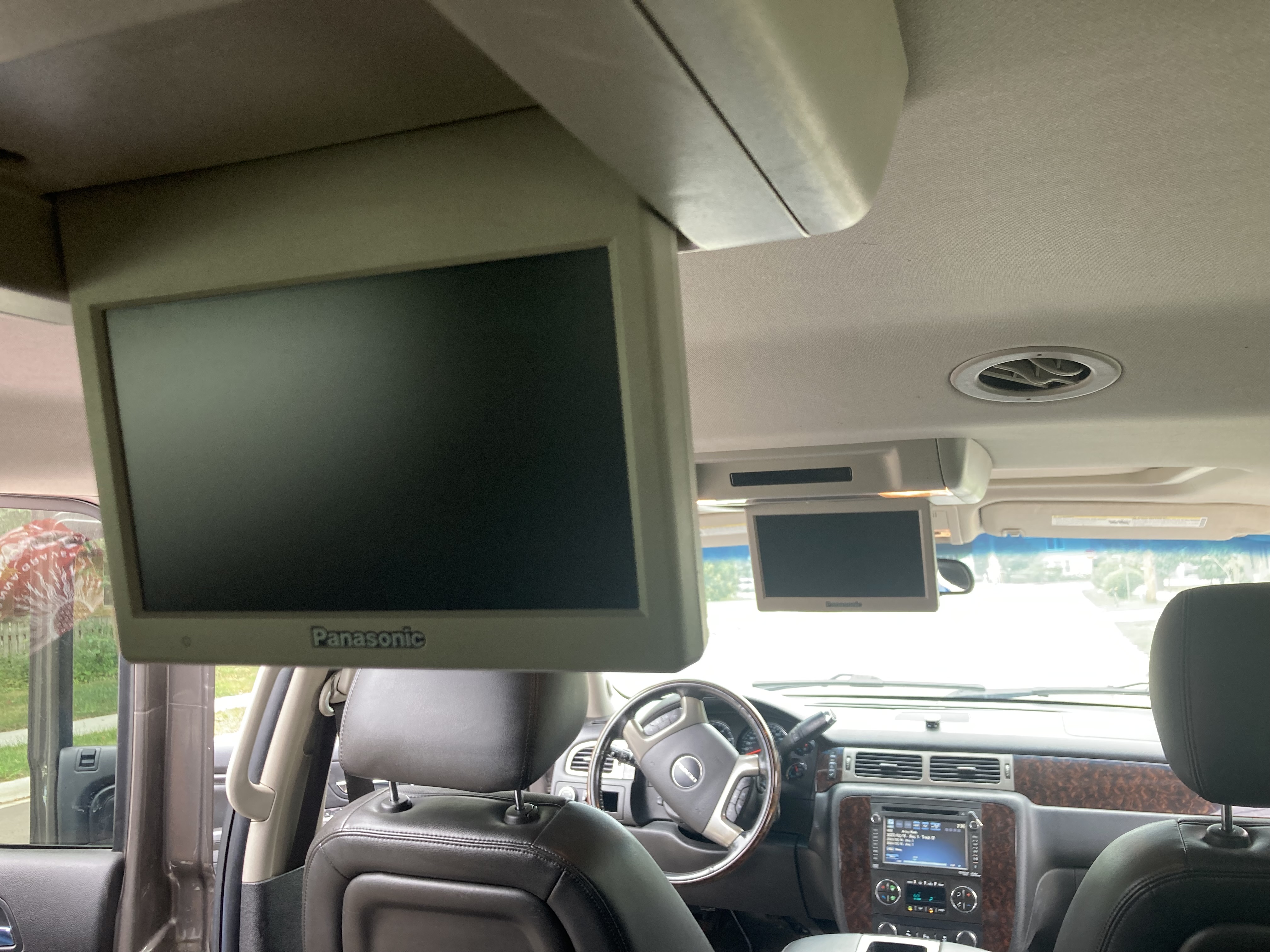 Used 2012 GMC Yukon XL Denali AWD/4WD image 11