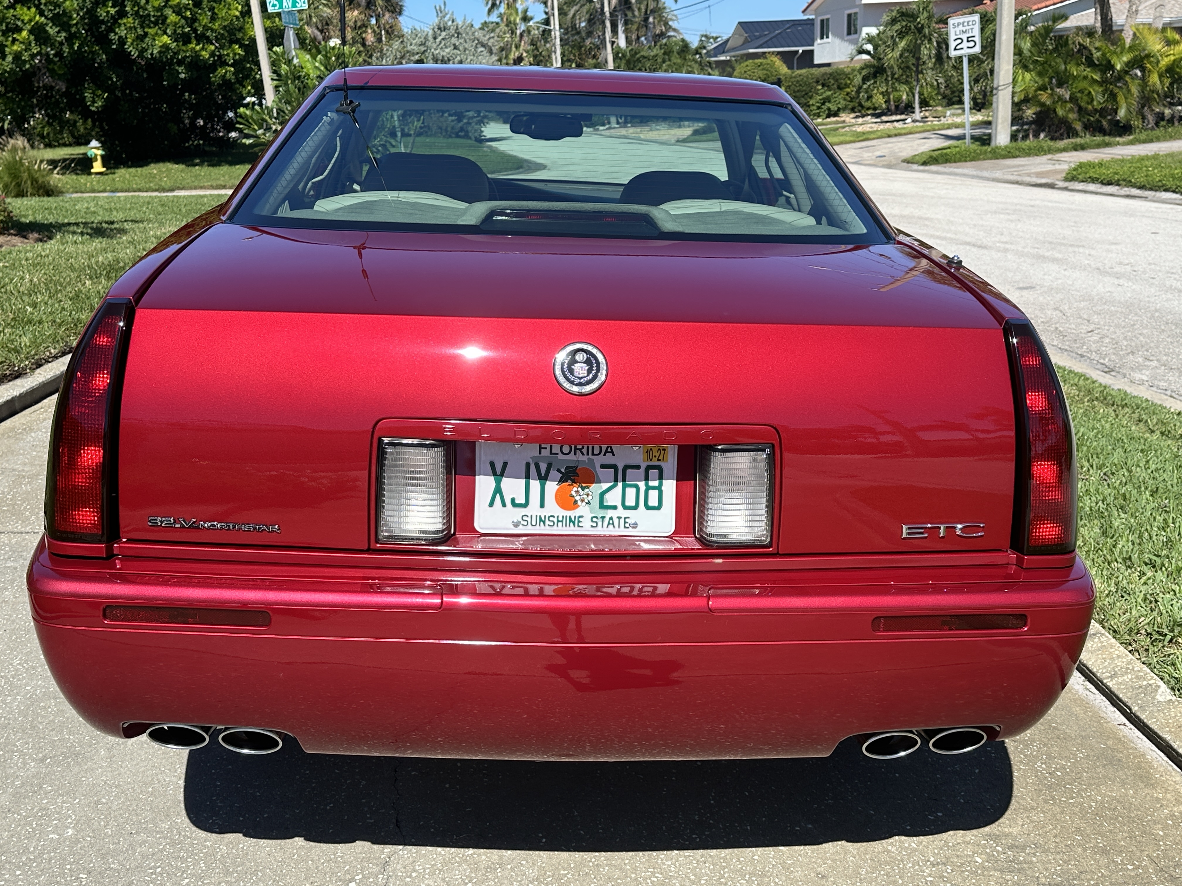 Used 2001 Cadillac Eldorado Touring FWD image 6