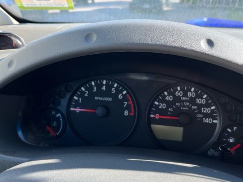 Used 2017 Nissan Frontier S image 2