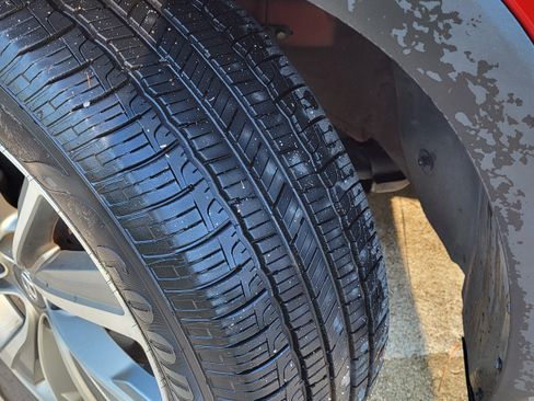 Used 2019 Hyundai Santa Fe Limited image 12