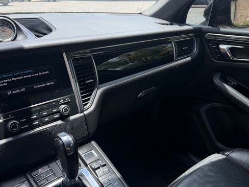 Used 2018 Porsche Macan S AWD/4WD image 13