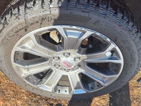 Used 2017 GMC Sierra 1500 Denali image 4