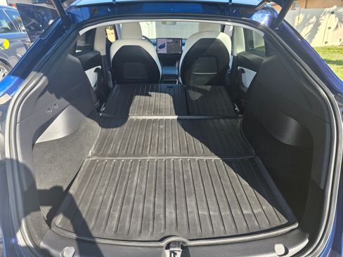 Used 2020 Tesla Model Y Performance image 13