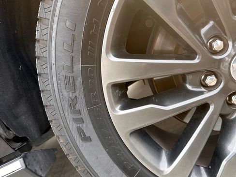 Used 2020 Ford Expedition Limited RWD image 9