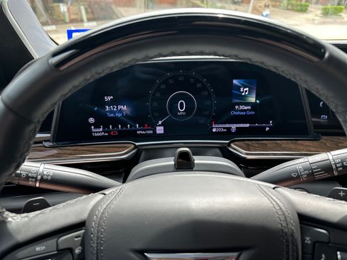 Used 2024 Cadillac Escalade Sport Platinum image 11