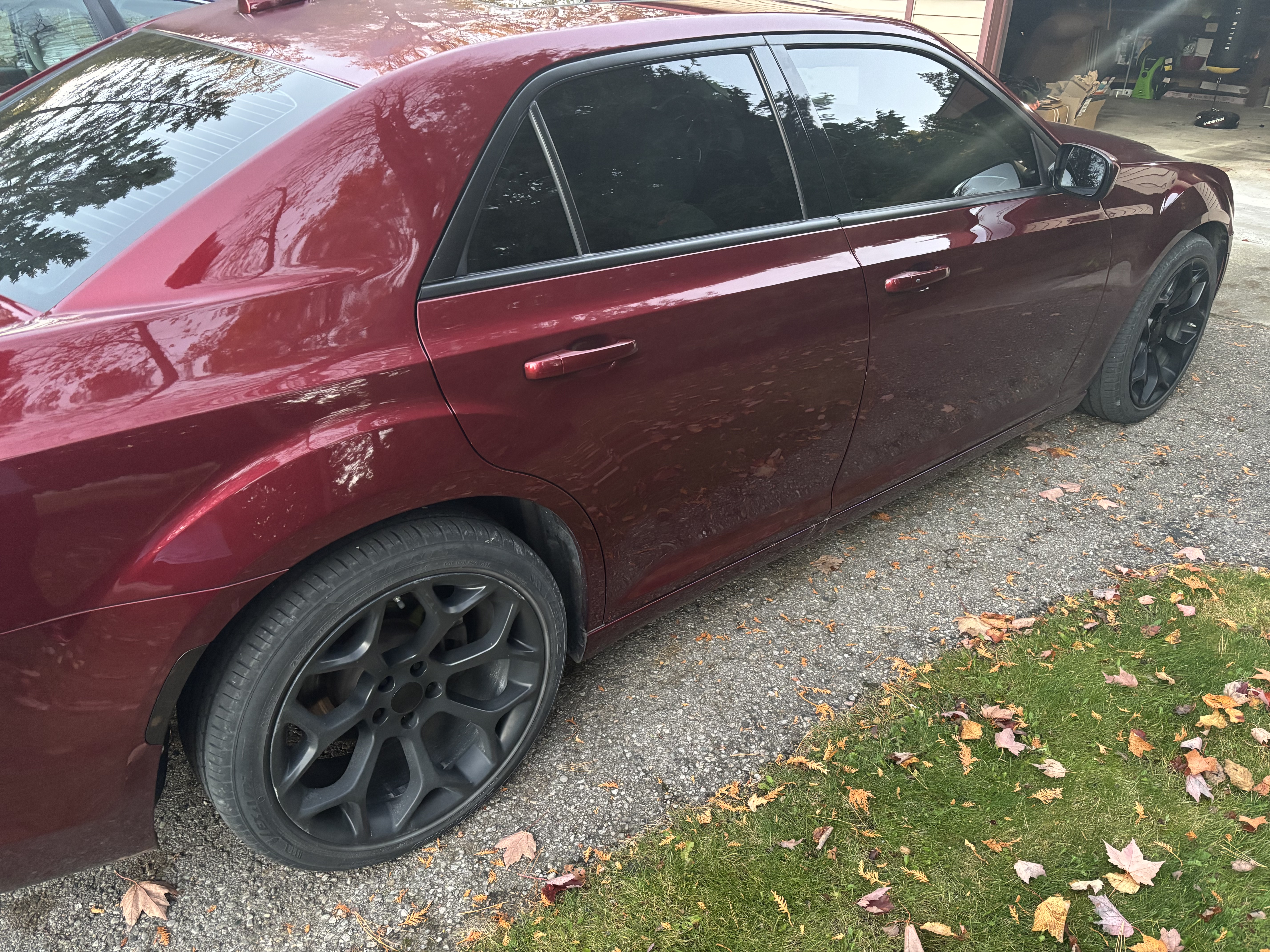 Used 2016 Chrysler 300 Limited RWD image 8