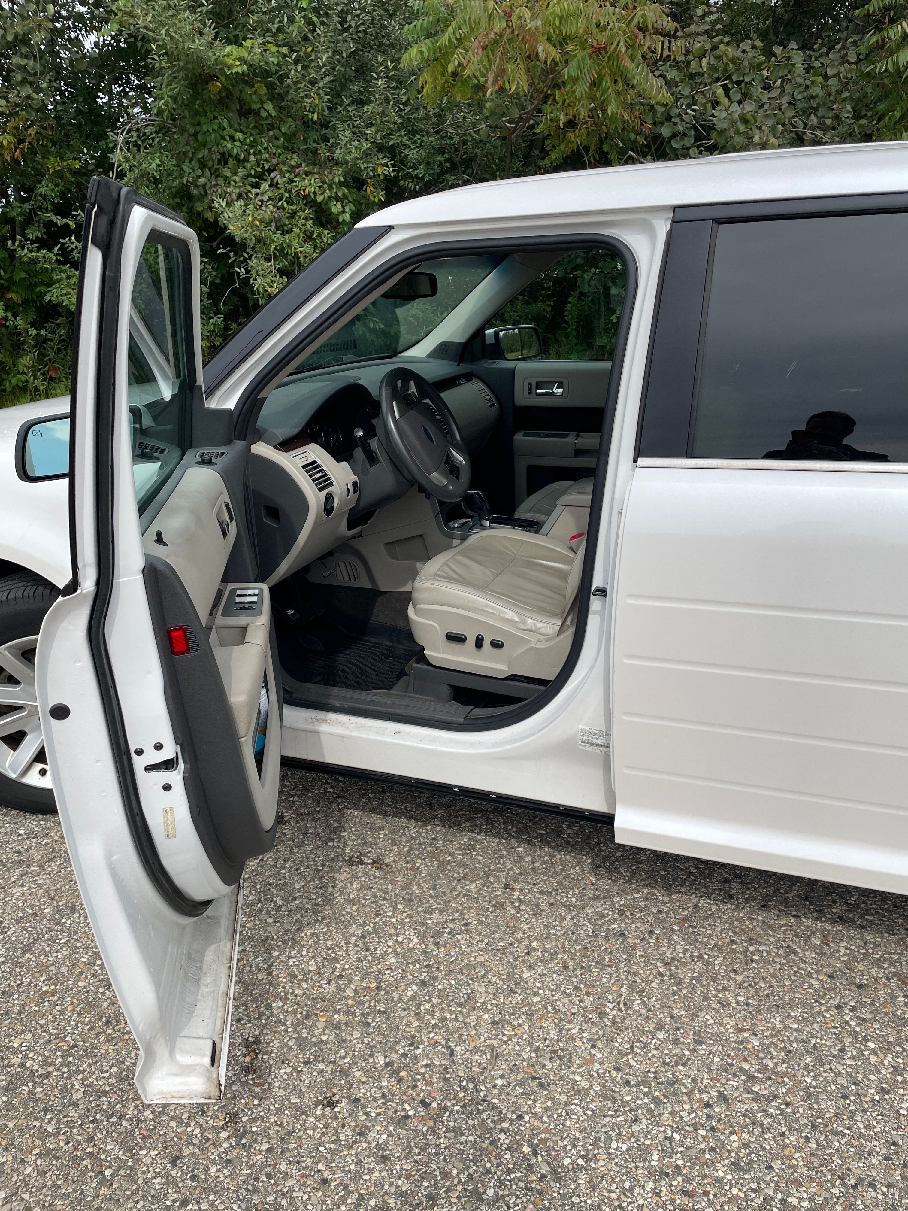 Used 2012 Ford Flex SEL w/ Equipment Group Order Code AWD/4WD image 9