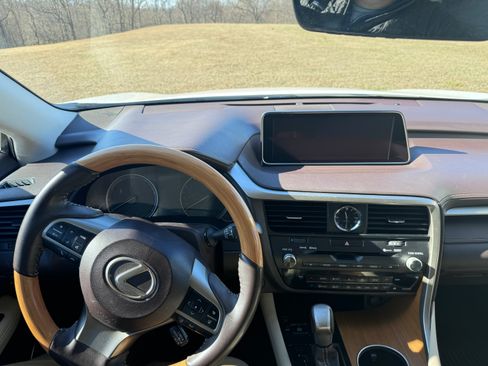 Used 2017 Lexus RX 350 FWD image 19