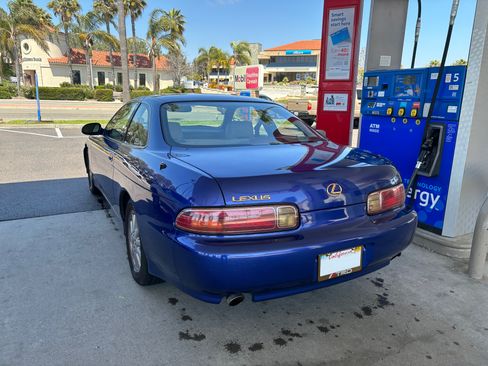 Used 1997 Lexus SC 300 Coupe RWD image 4
