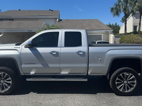 Used 2014 GMC Sierra 1500 SLT w/ Driver Alert Package AWD/4WD image 2