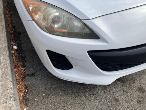 Used 2012 MAZDA MAZDA3 i Sport image 11