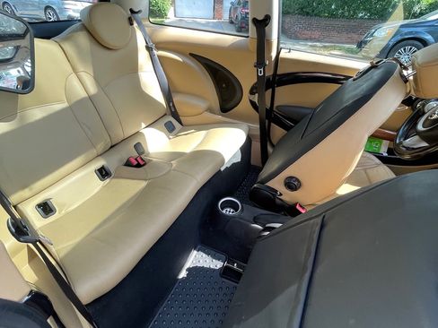 Used 2010 MINI Cooper S FWD image 19