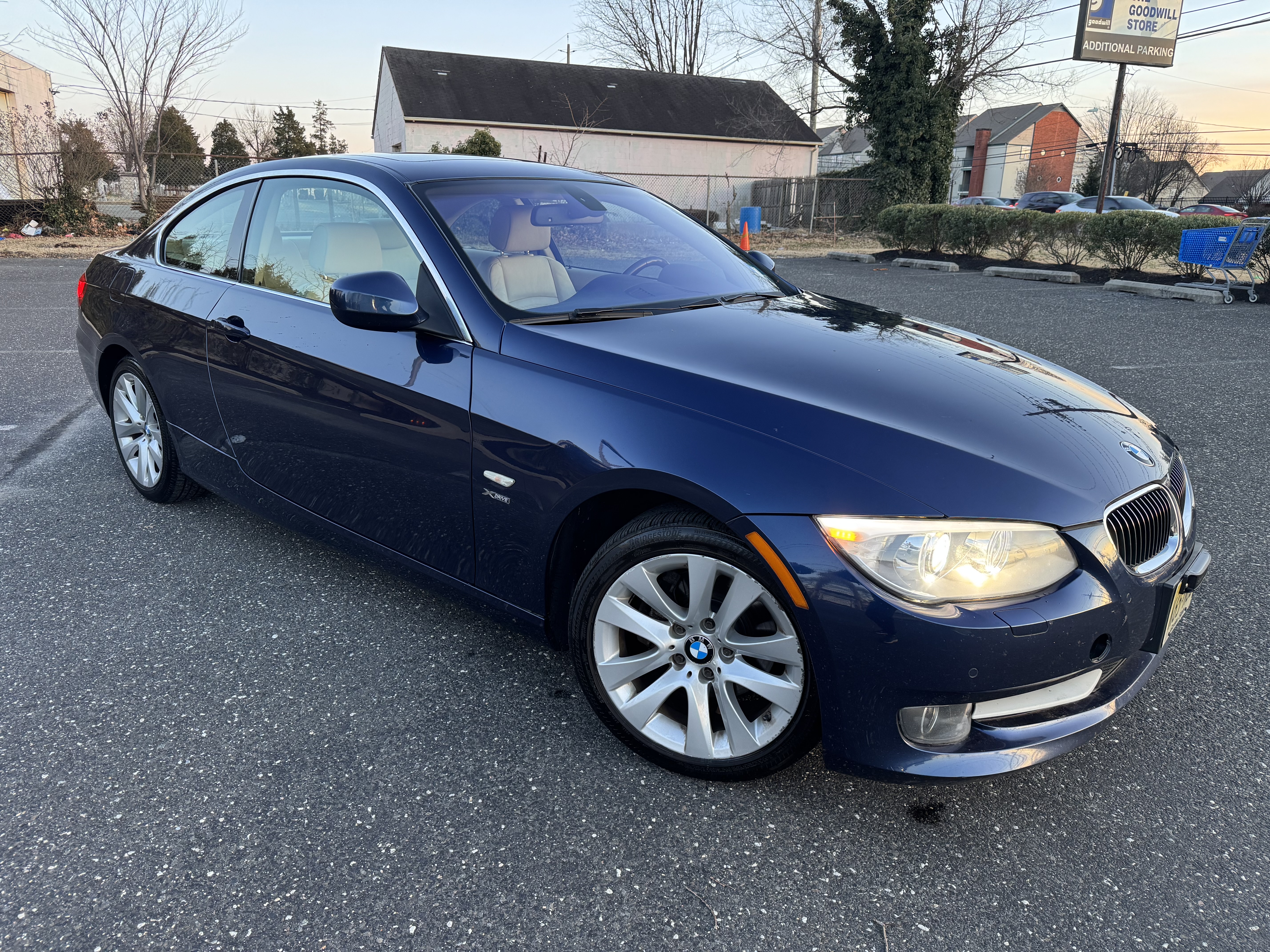Used 2013 BMW 328i xDrive Coupe AWD/4WD image 5